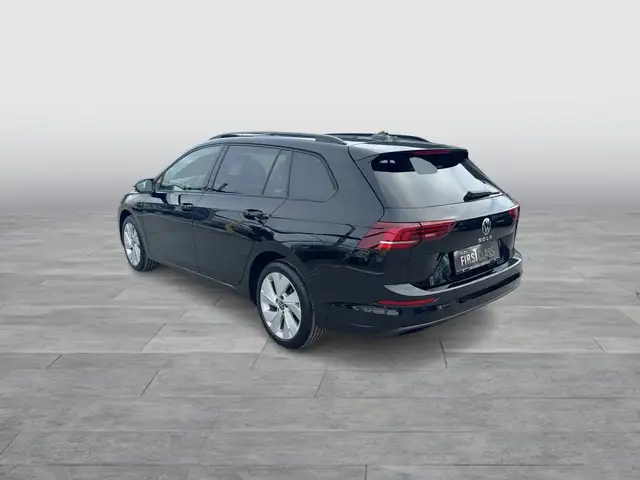 Volkswagen Golf view 5