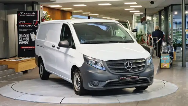Mercedes-Benz Vito view 12
