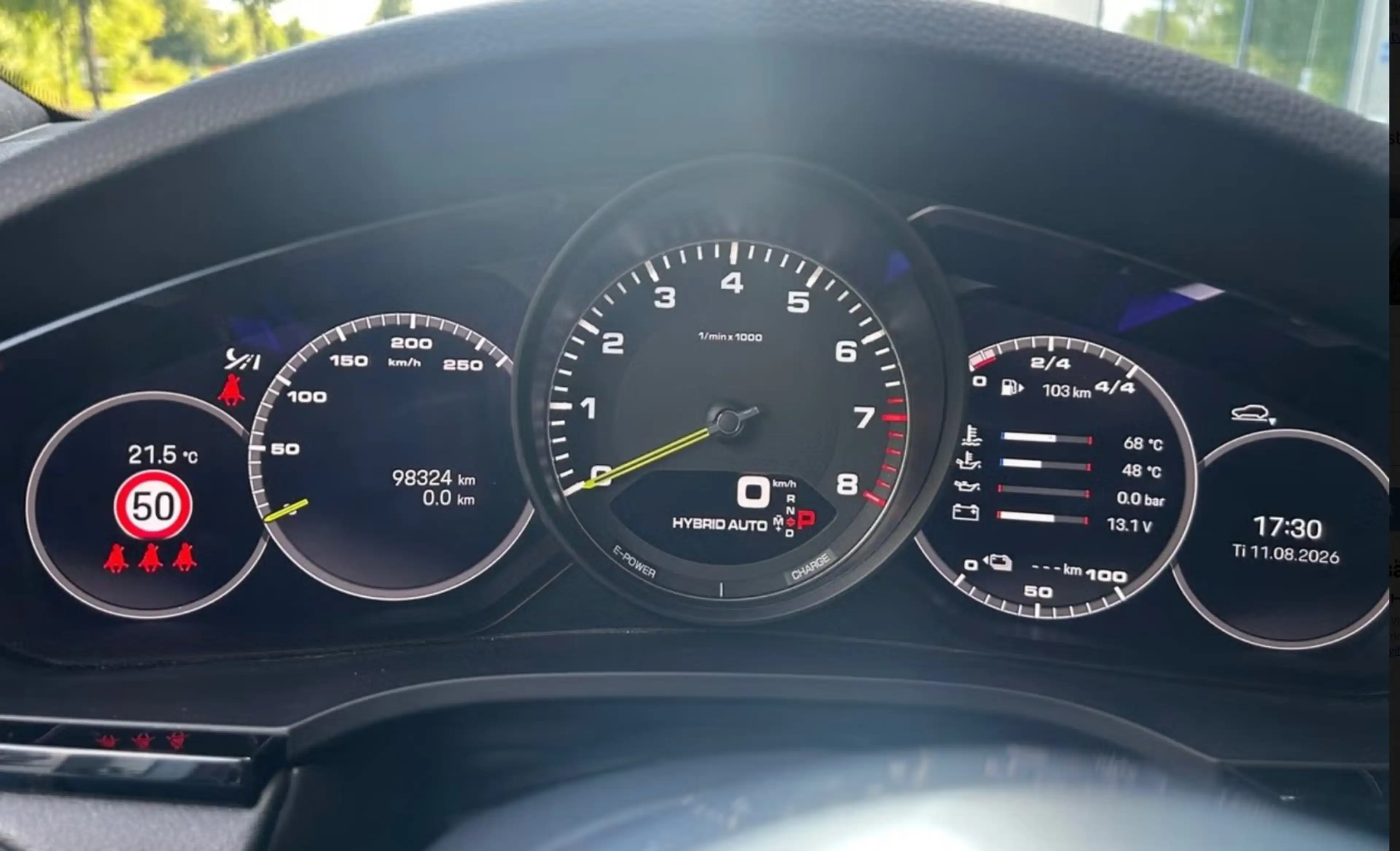 Porsche Cayenne E-Hybrid — photo 11