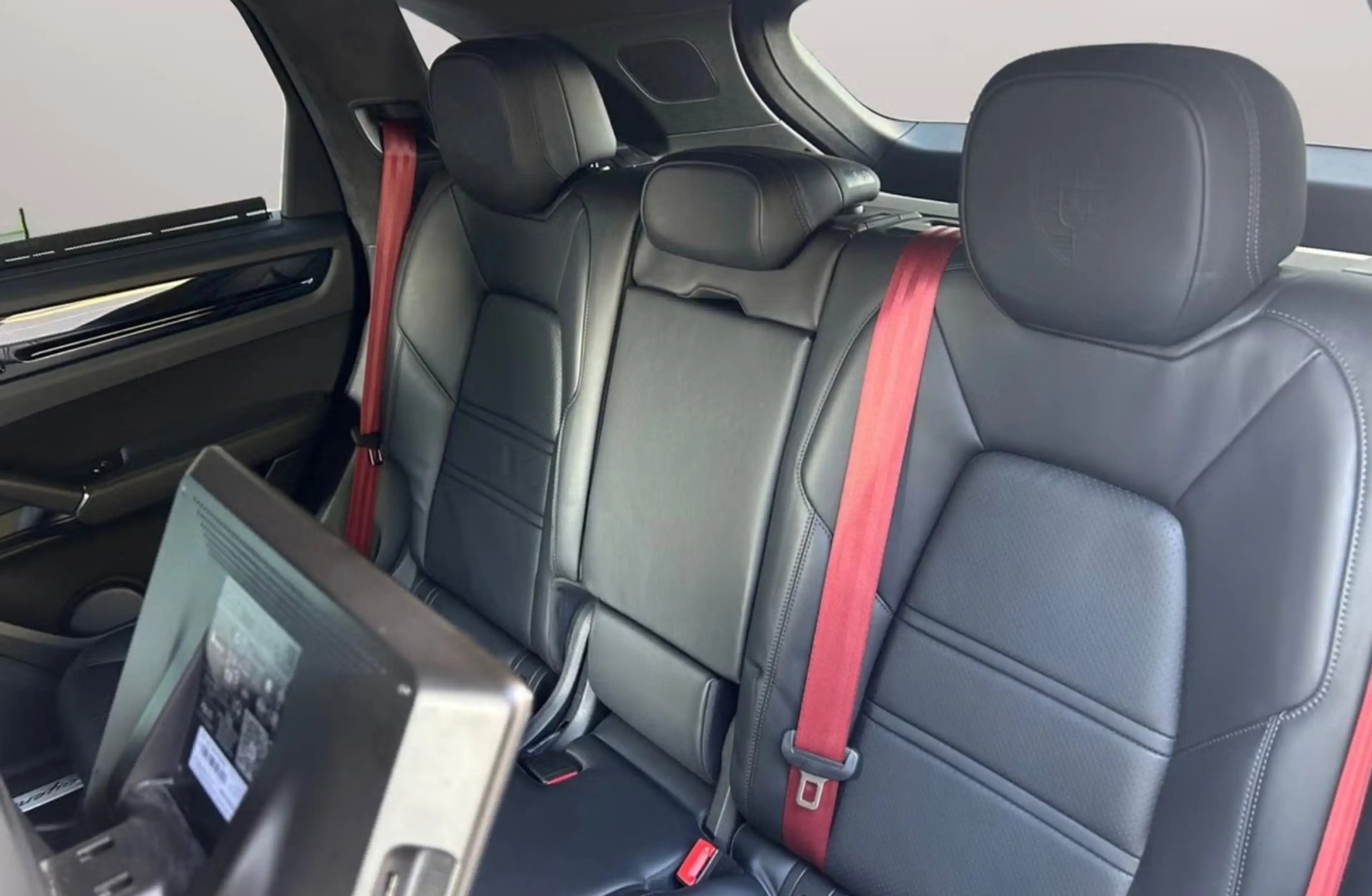 Porsche Cayenne E-Hybrid — photo 23
