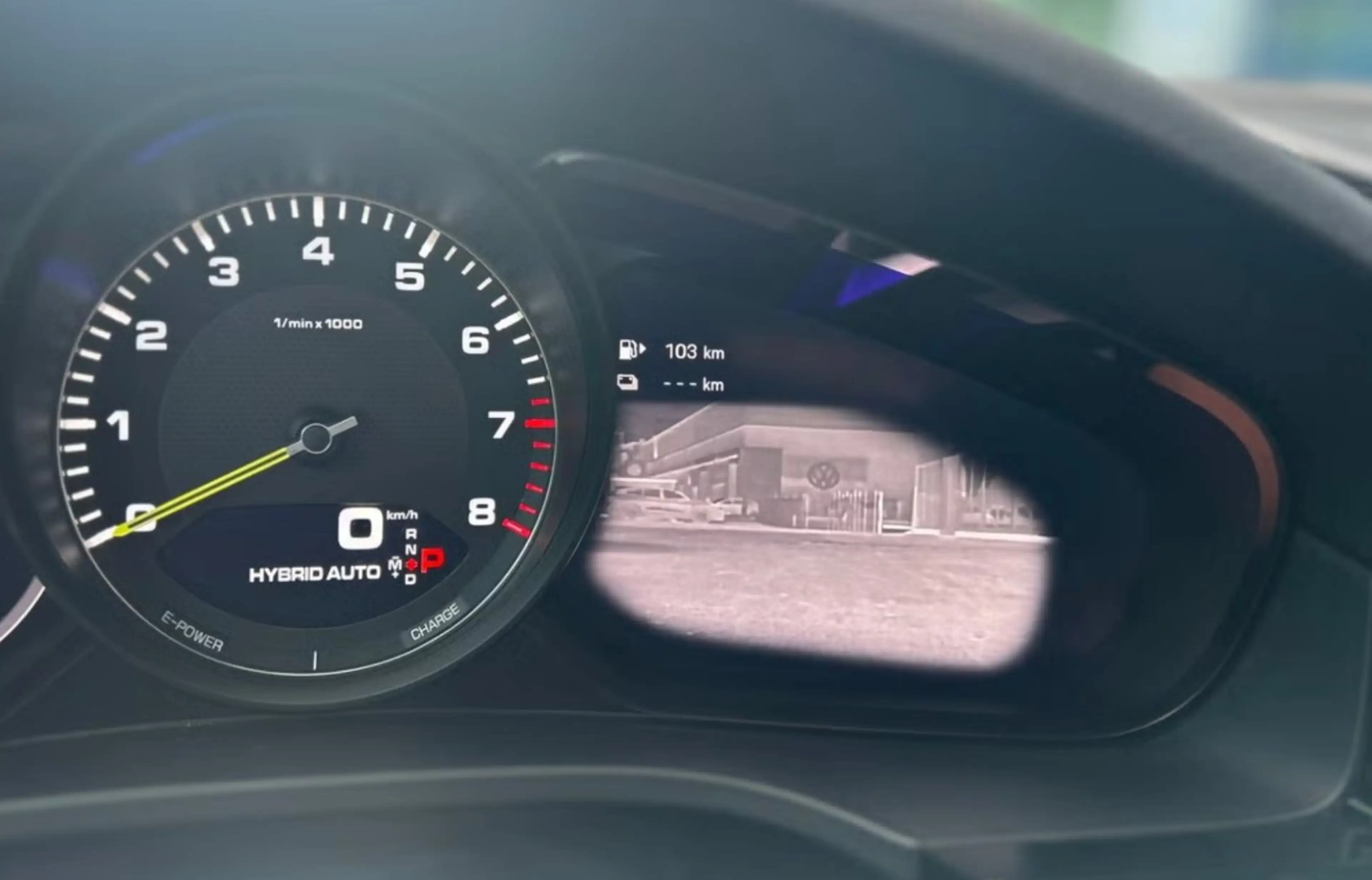 Porsche Cayenne E-Hybrid — photo 9