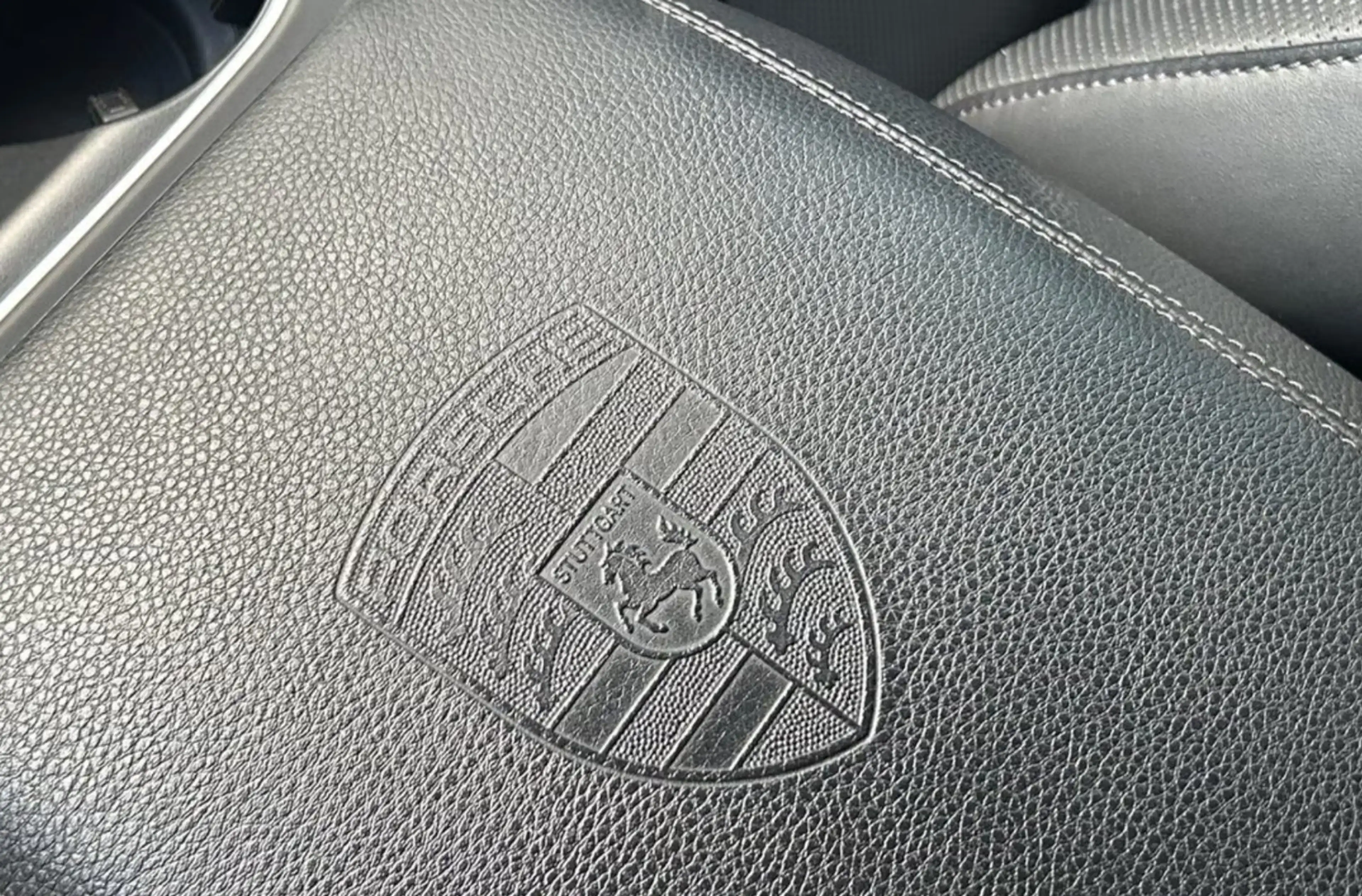 Porsche Cayenne E-Hybrid — photo 4