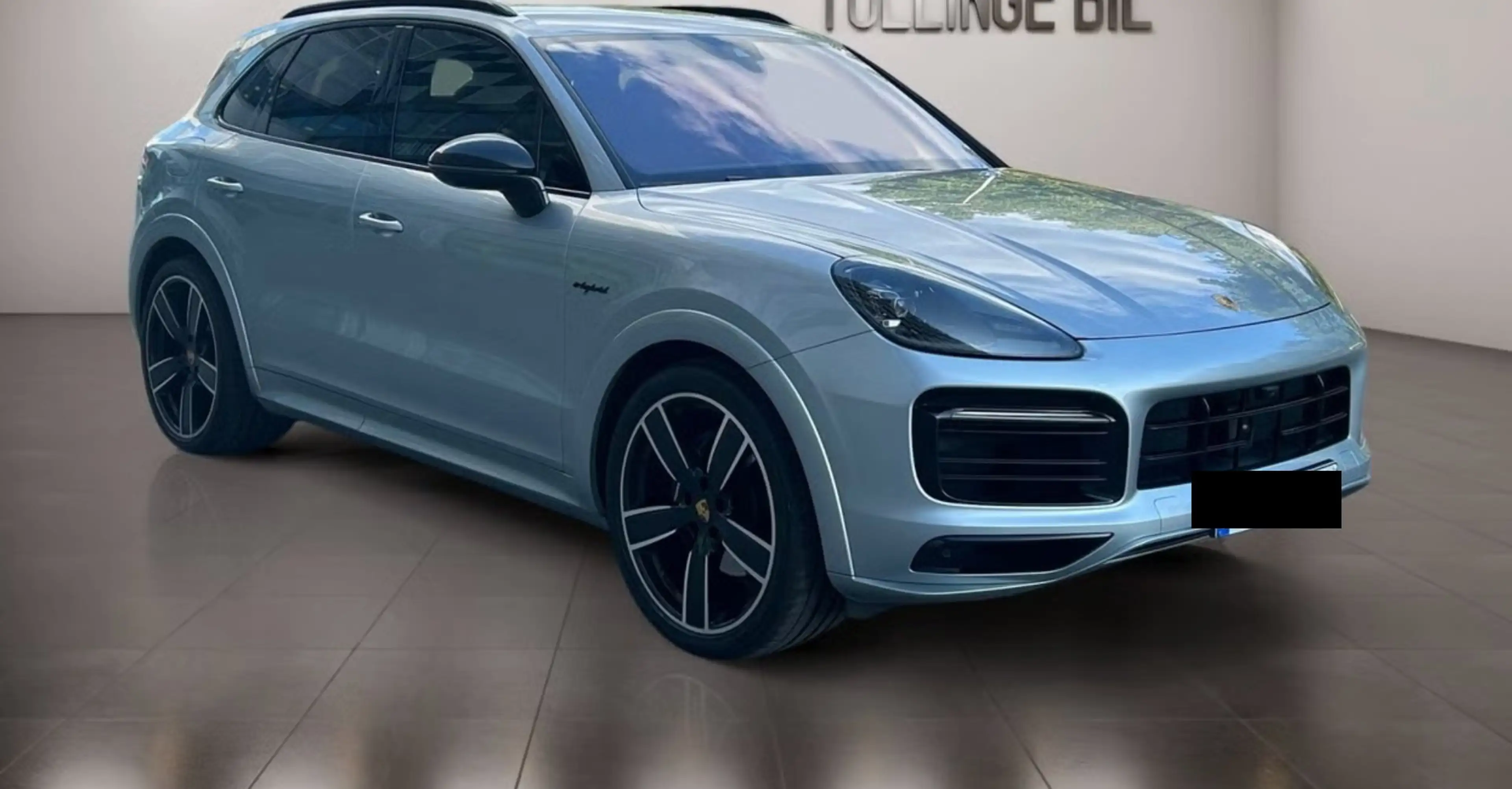 Porsche Cayenne E-Hybrid — photo 28