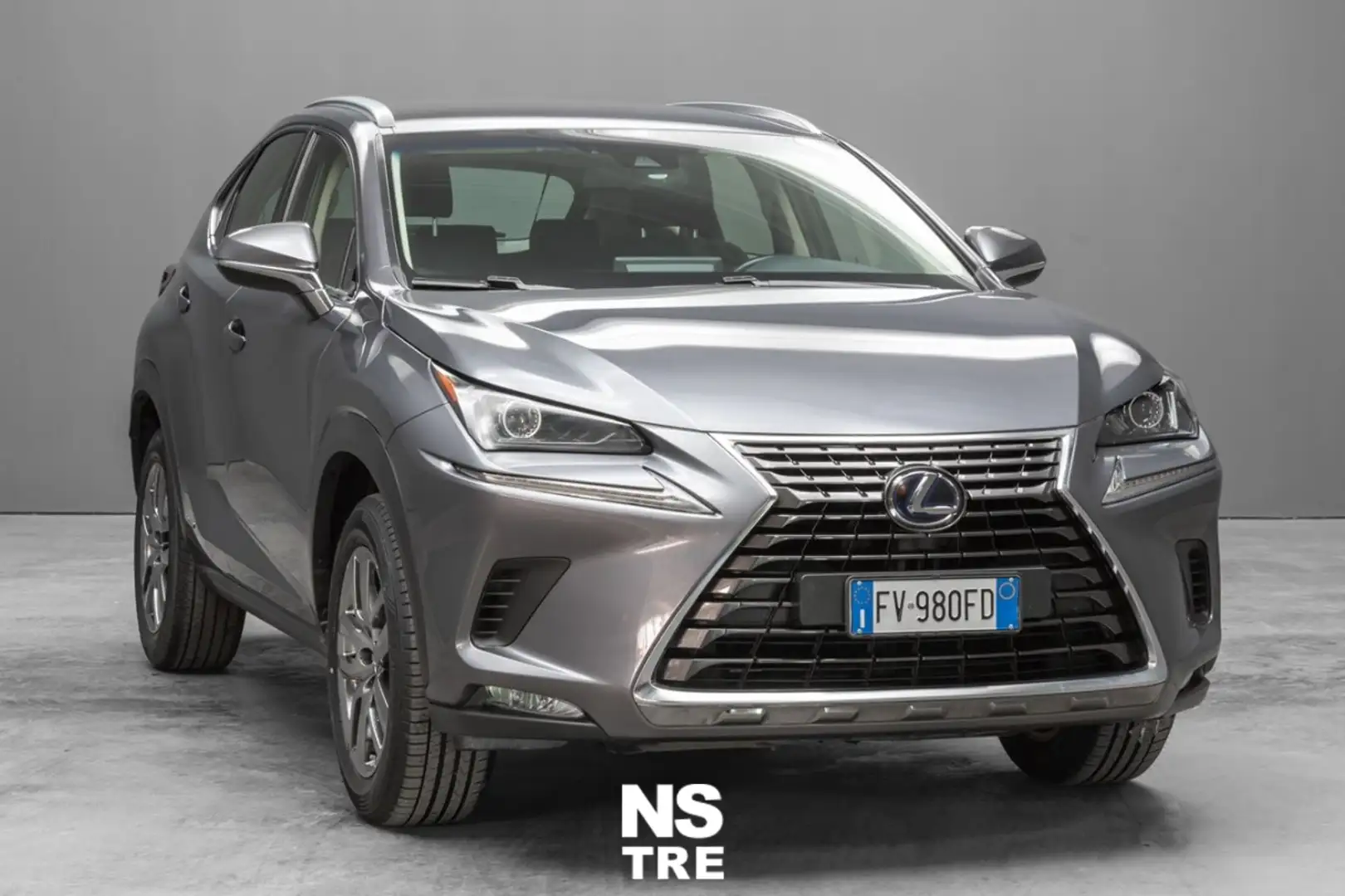 Lexus NX 300h 2.5 Hybrid Business CVT Gri - 1