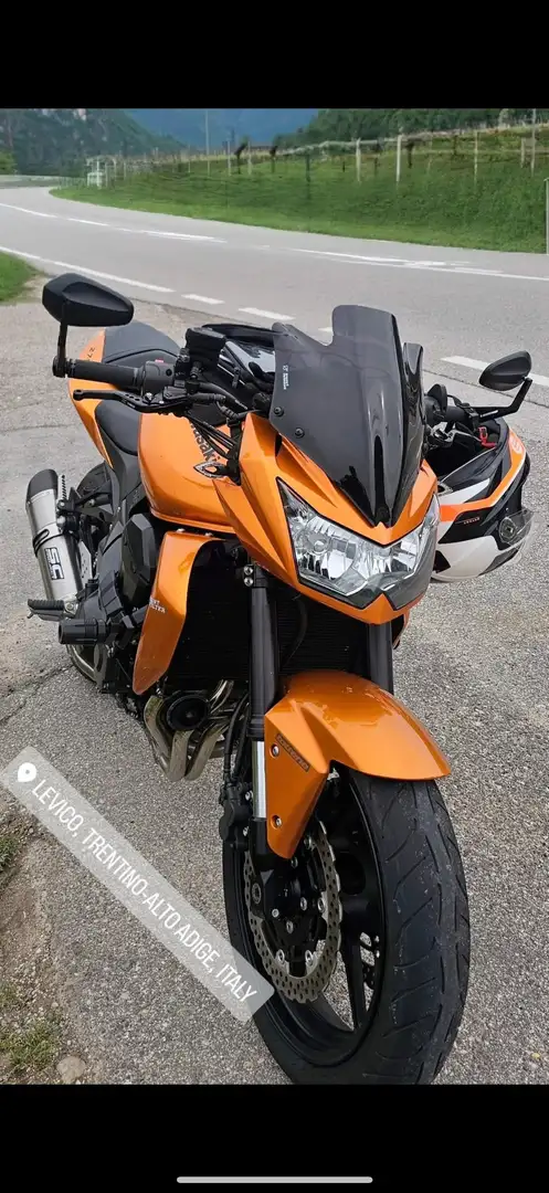 Kawasaki Z 750 base - 2