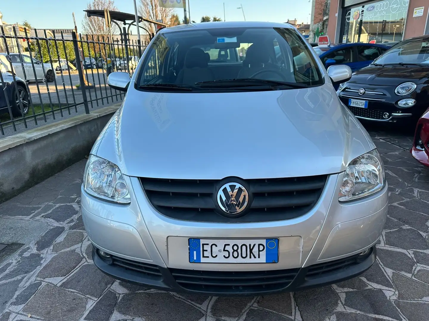 Volkswagen Fox 1.2 Sport 55 CV Neopatentati 84.000 Km Argento - 1