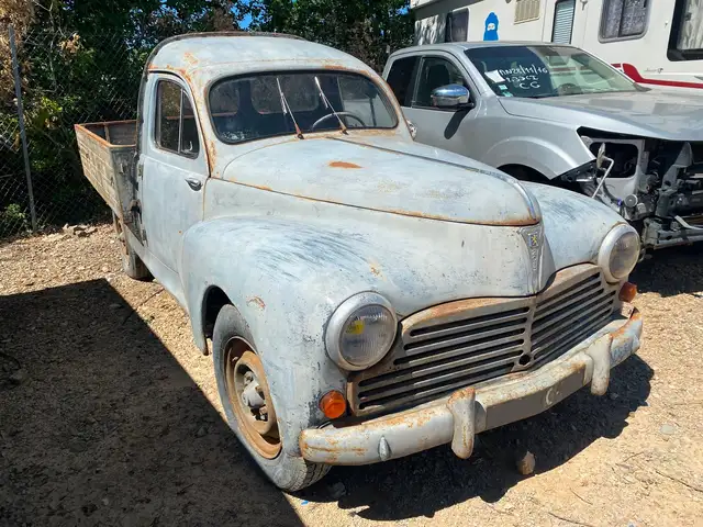 Peugeot 203 Plateau / 490CC
