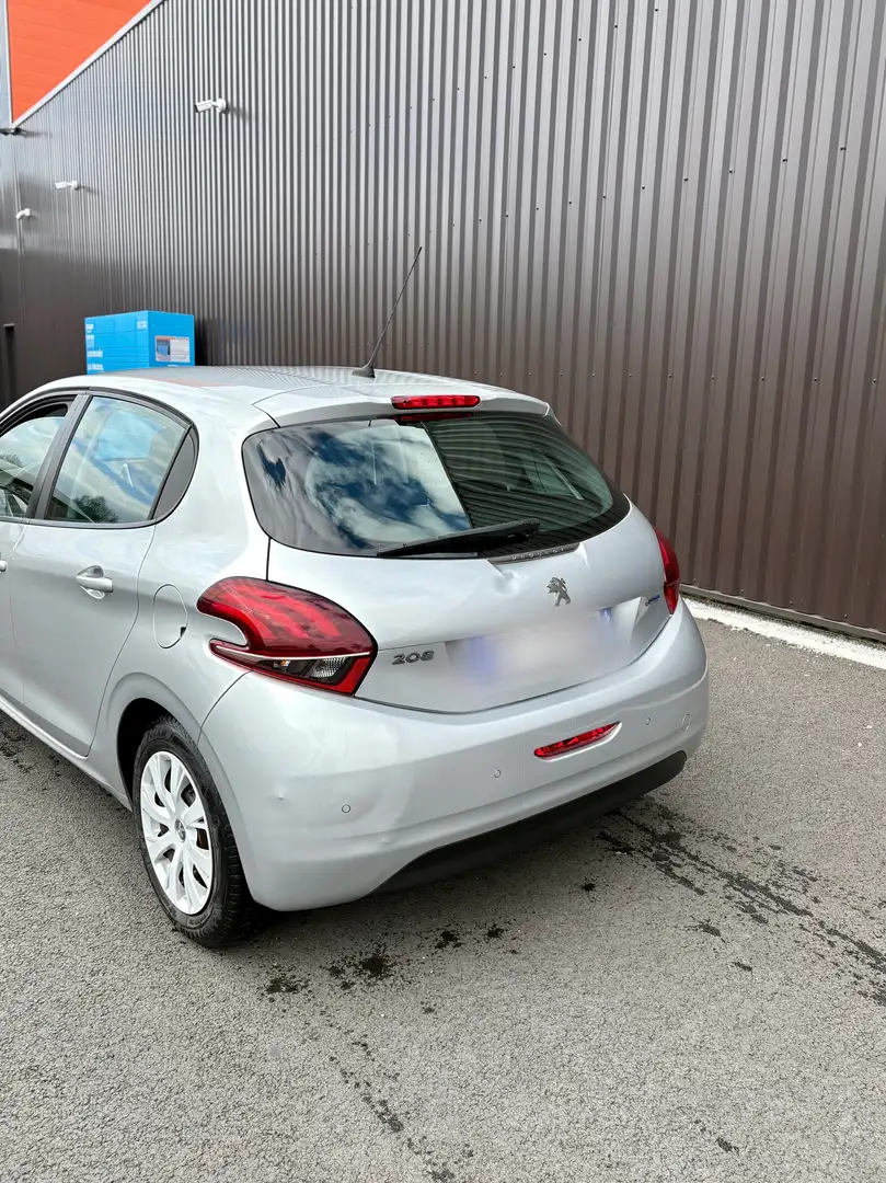 Peugeot 208 1.6 BlueHDi 100ch S&S BVM5 Active - 2