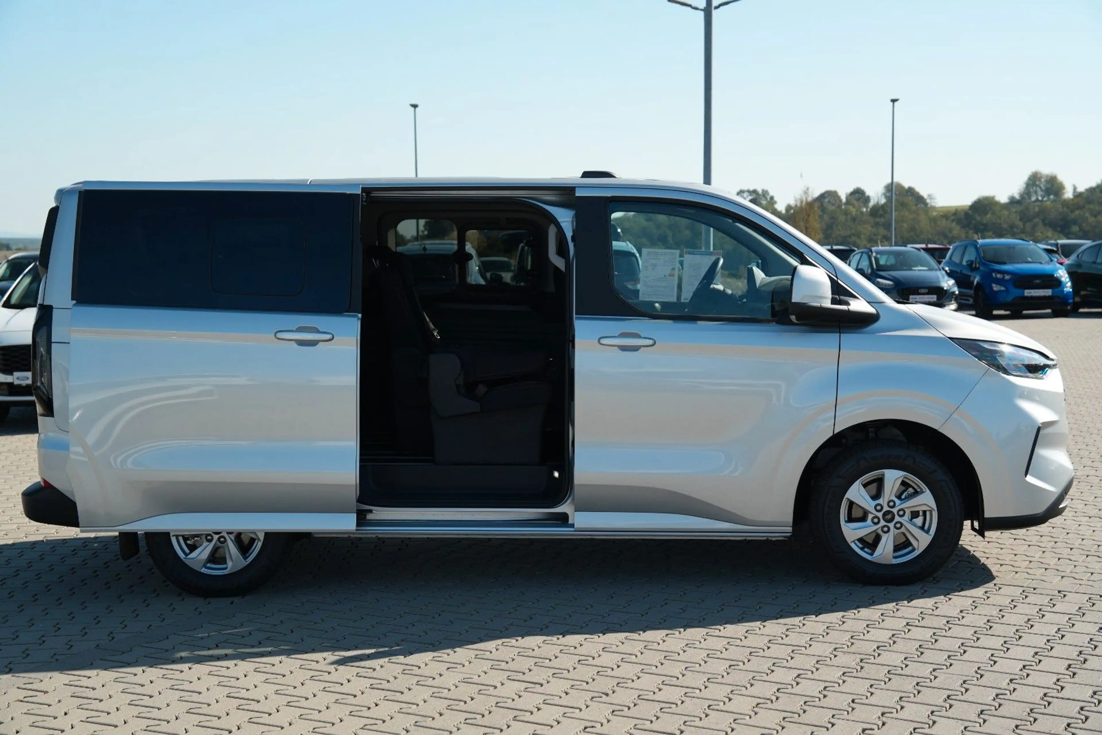 Ford Tourneo Custom Bus L1 Tourneo FWD 9-Sitzer - 30% — photo 12