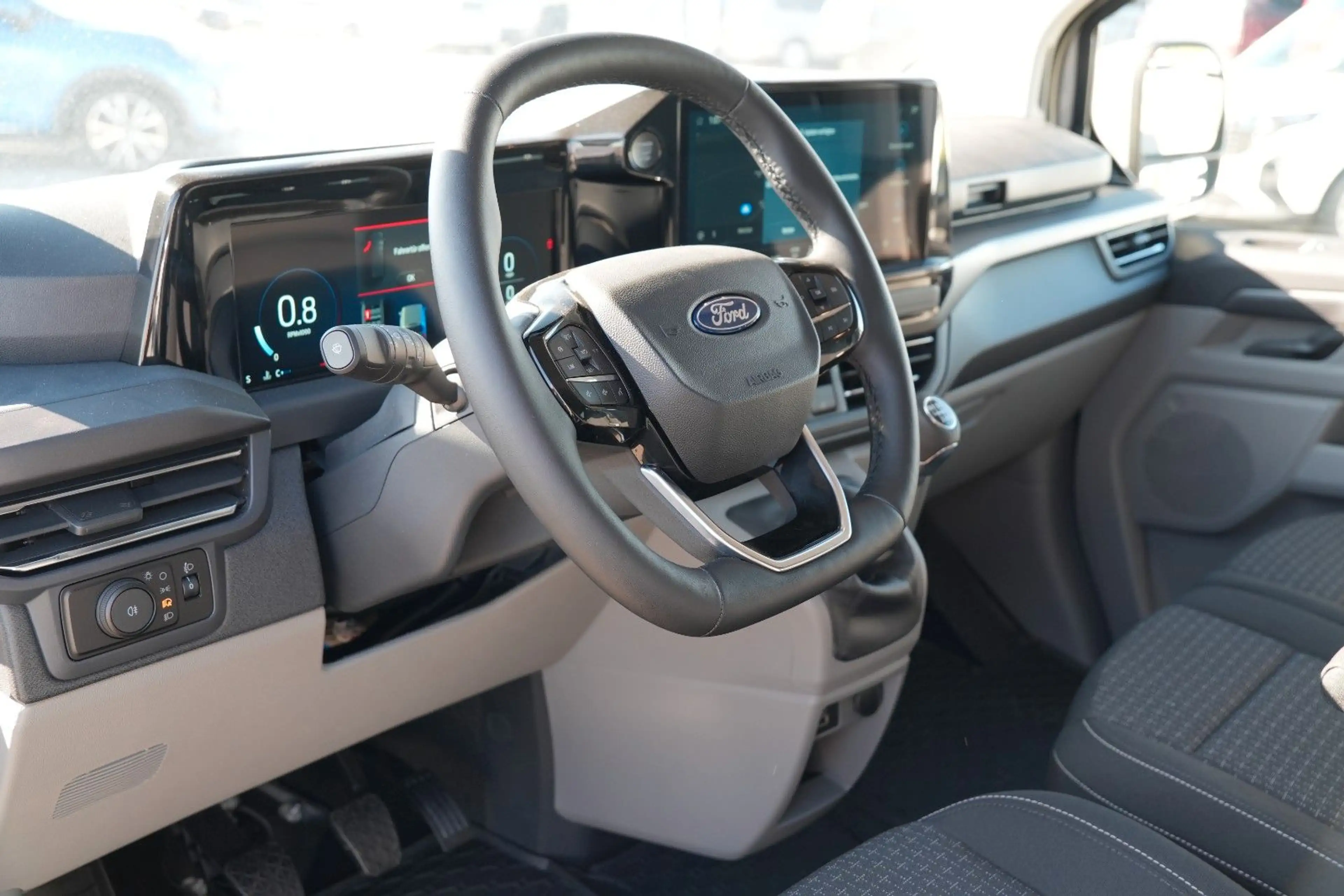 Ford Tourneo Custom Bus L1 Tourneo FWD 9-Sitzer - 30% — photo 15
