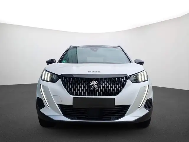 Peugeot 2008 view 2