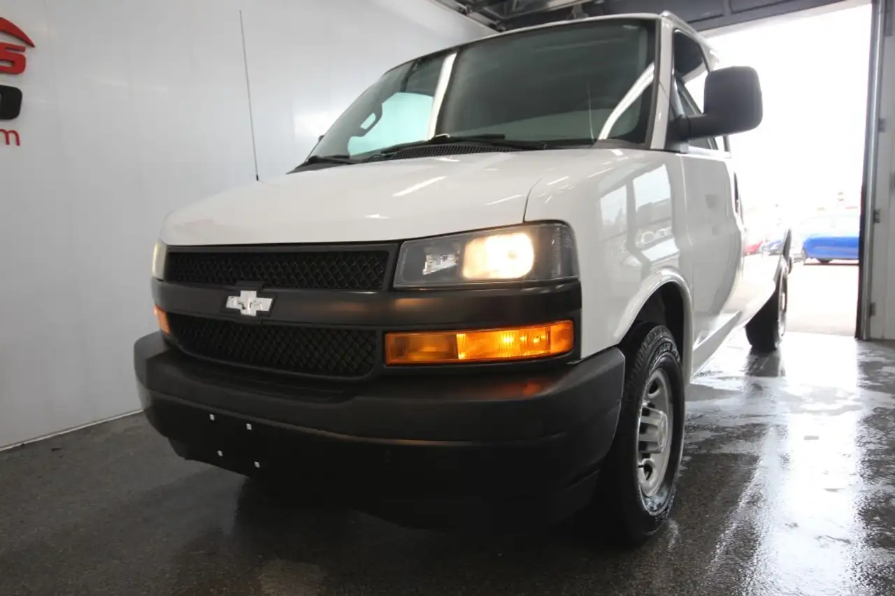 Chevrolet Express 2500 снимка Chevrolet Express 2500