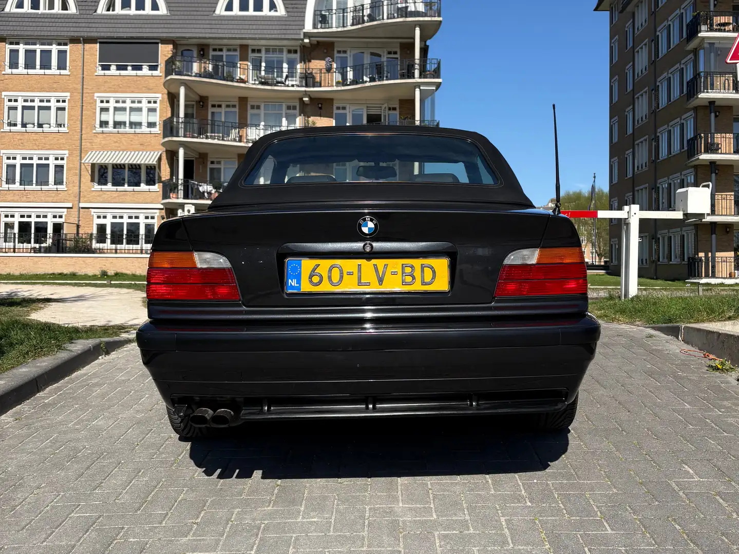 BMW 325 E 36 cabriolet Siyah - 1