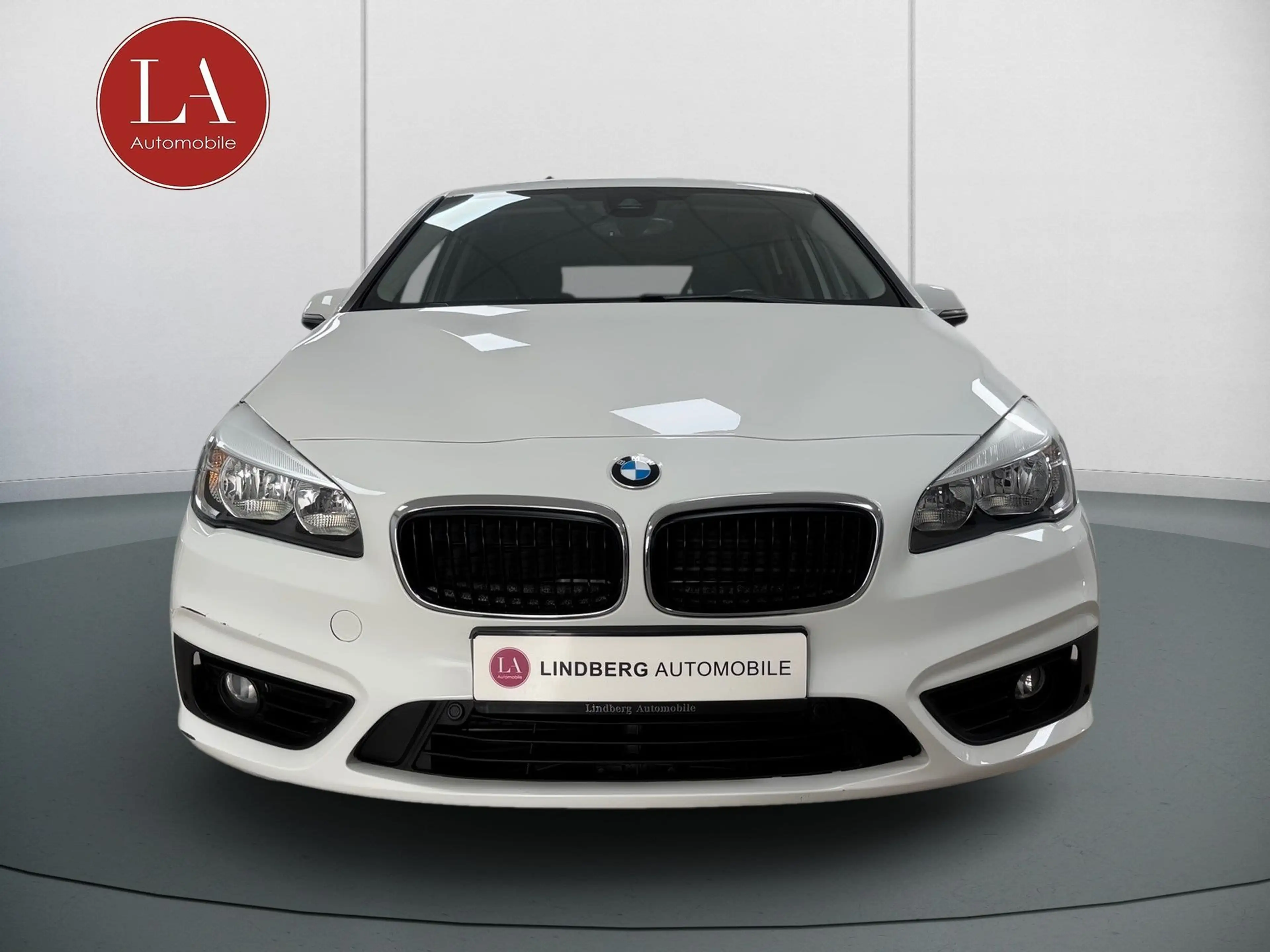BMW 218 2er Active Tourer - 218i Advantage — photo 2