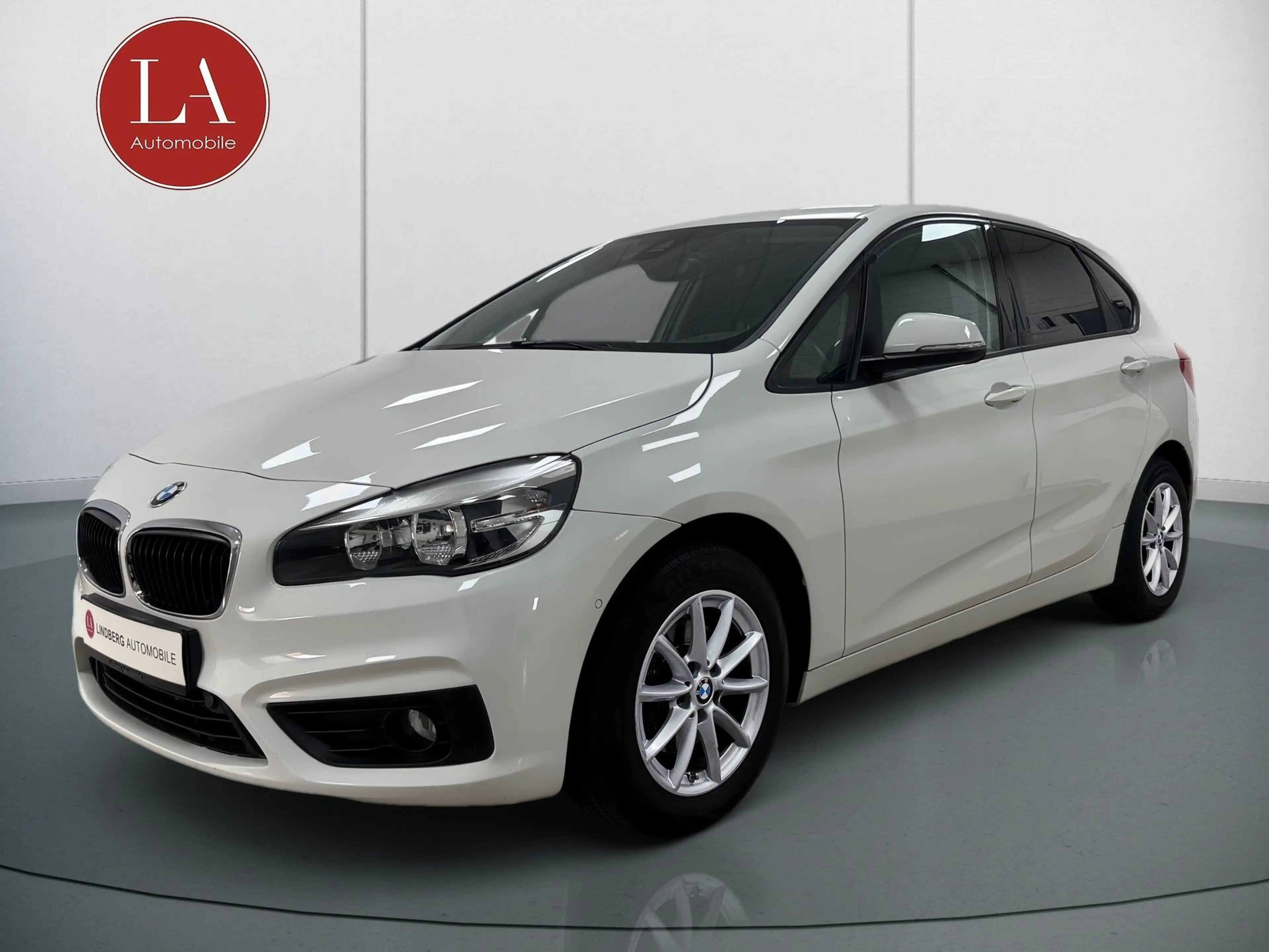 BMW 218 2er Active Tourer - 218i Advantage
