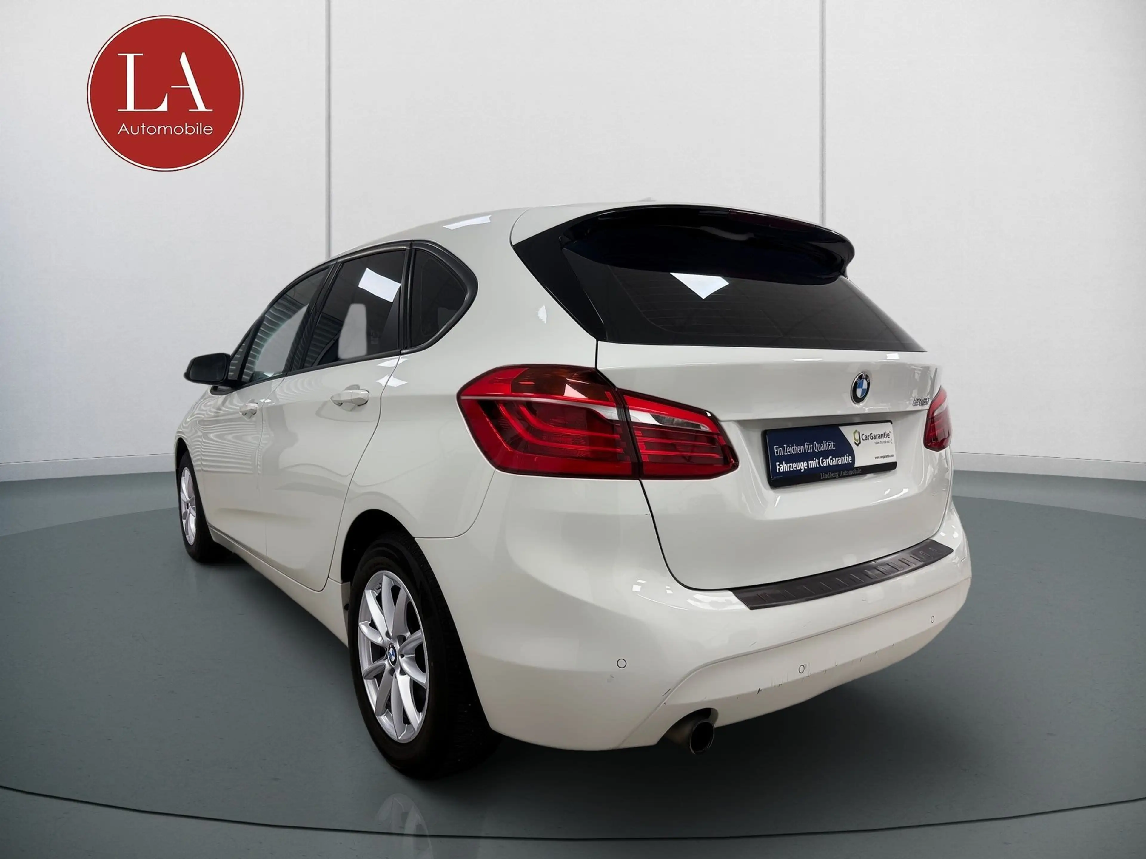 BMW 218 2er Active Tourer - 218i Advantage — photo 6