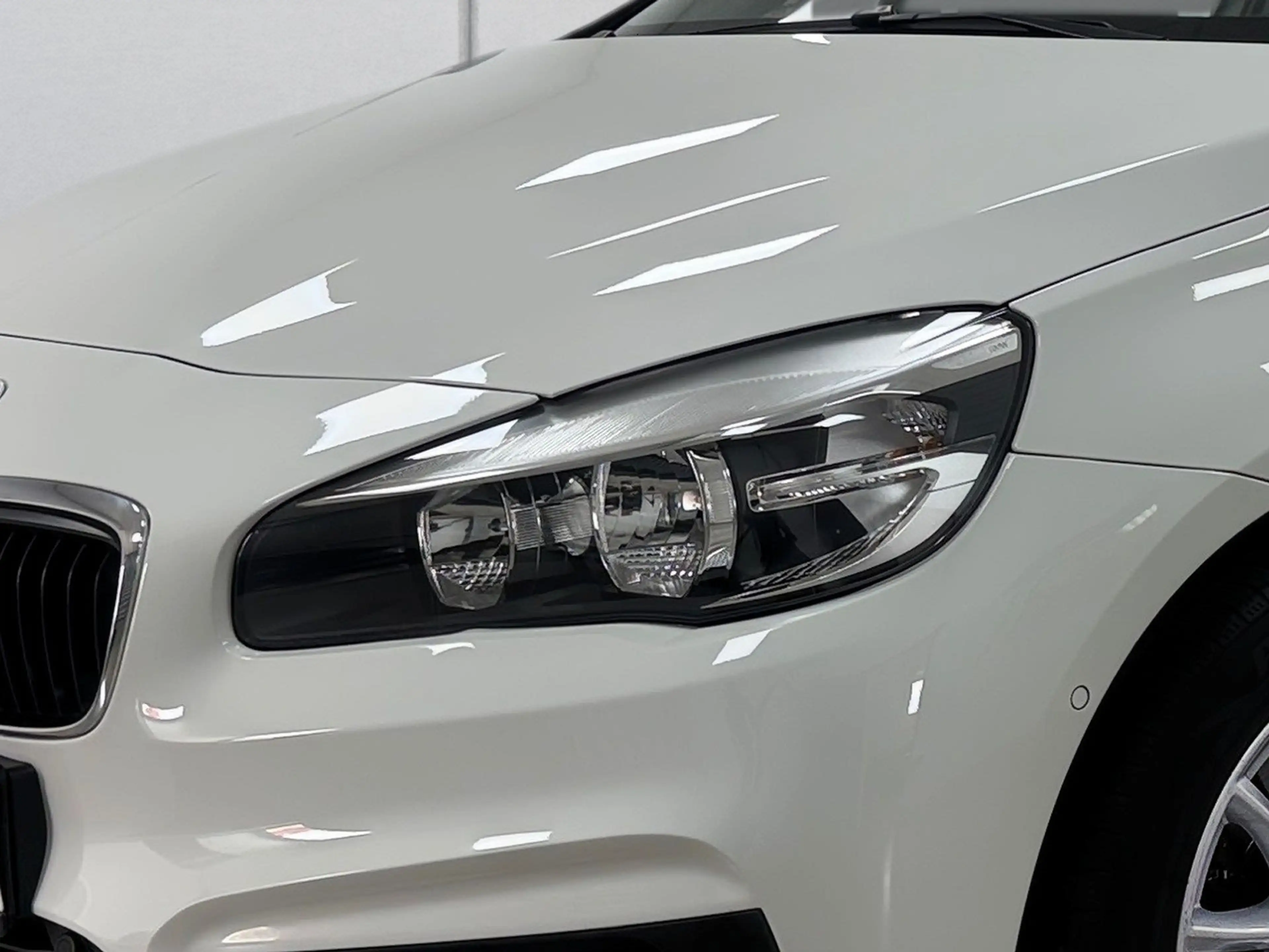 BMW 218 2er Active Tourer - 218i Advantage — photo 7