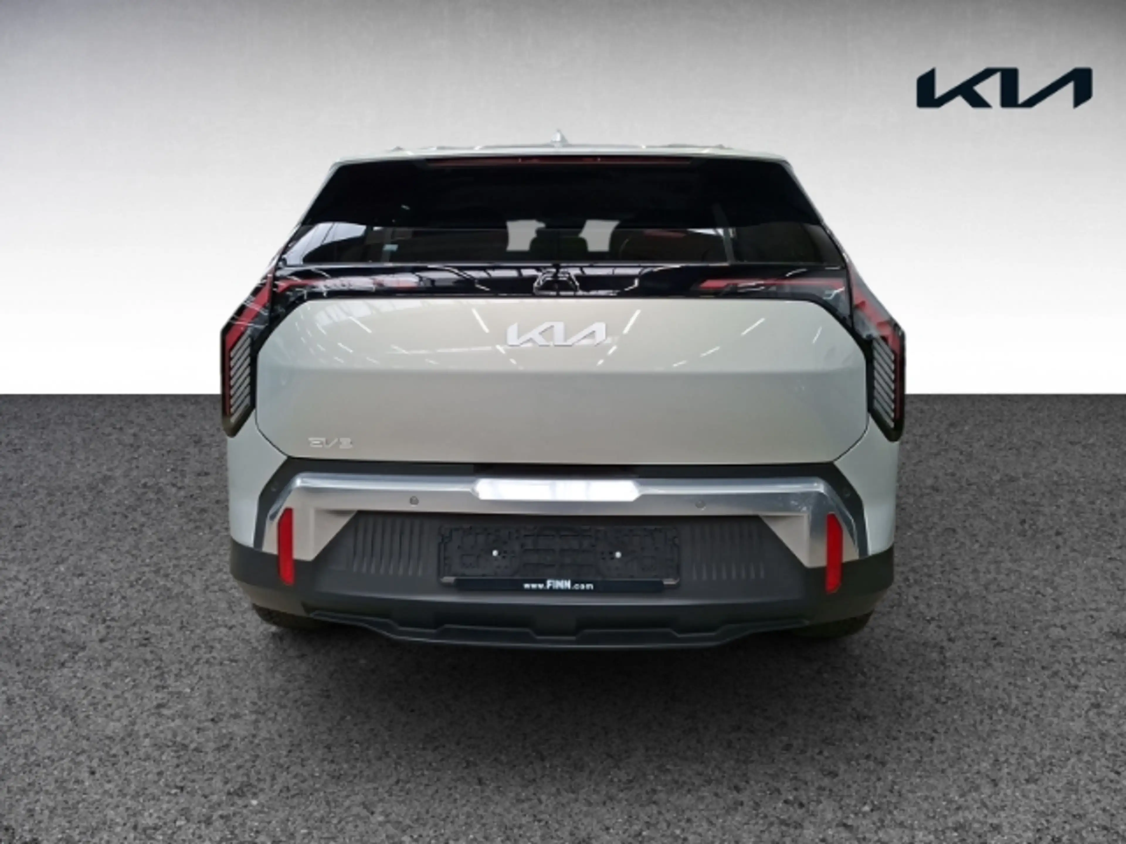 Kia EV3 150 kW Earth NAVI,CARPLAY,SITZHZG,PDC — photo 5