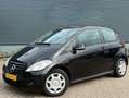 Mercedes-Benz A 160 A 160 BlueE Class. Zwart - thumbnail 1