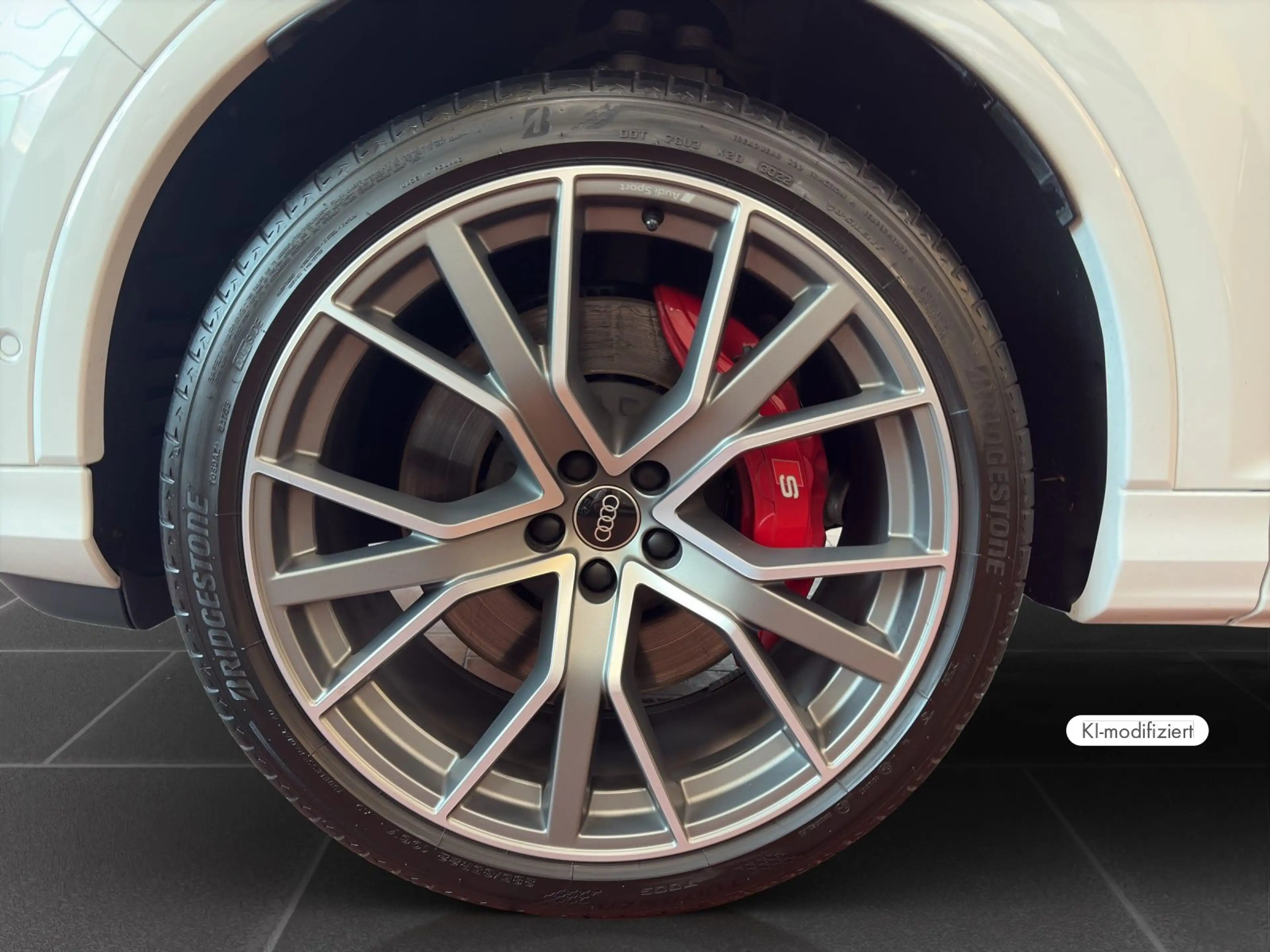 Audi SQ7 SUV SQ7 competition plus TFSI 373(507) kW(PS — photo 8