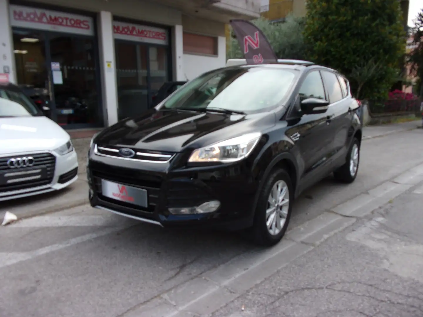 Ford Kuga Kuga 2.0 tdci Titanium X 4wd s 96000 KM !! Schwarz - 1