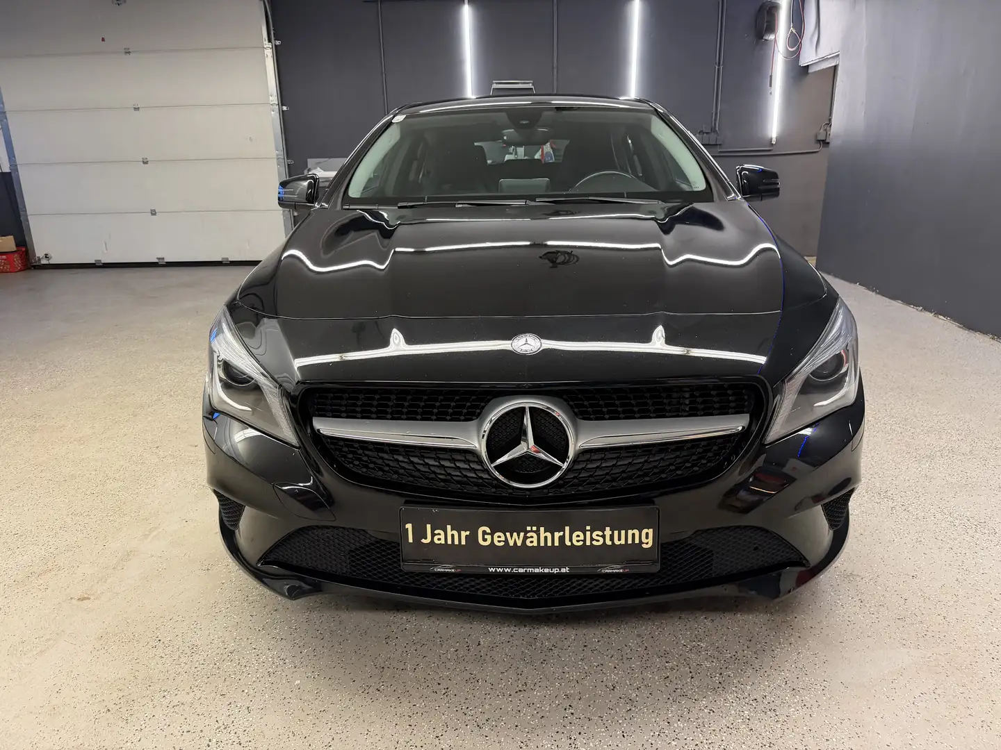 Mercedes-Benz CLA 200 CLA 200 CDI / d 4Matic Anhängerkupplung Schwarz - 2