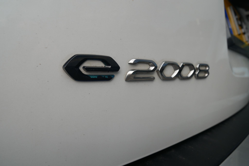 Peugeot e-2008 EV GT 50 kWh | 3 Fase | Nieuw Binnen | Camera | Na — photo 11