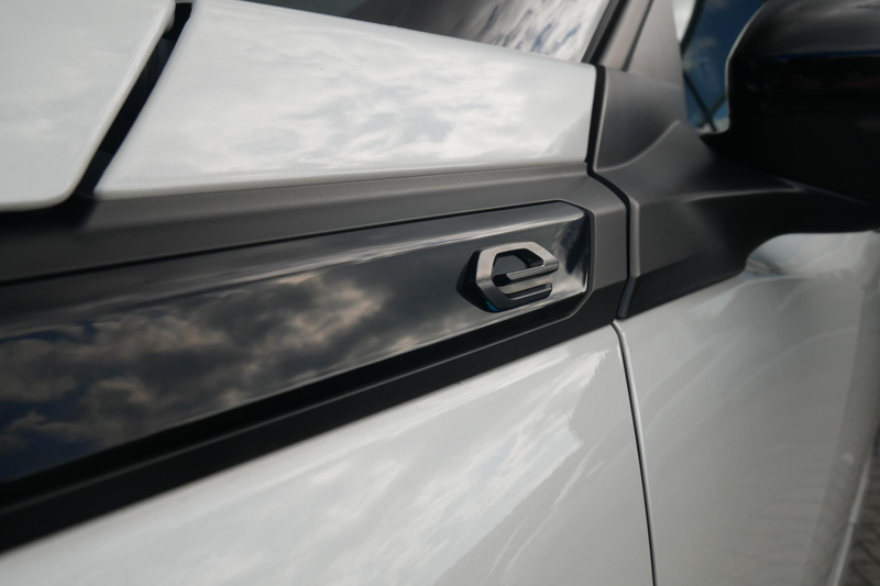 Peugeot e-2008 EV GT 50 kWh | 3 Fase | Nieuw Binnen | Camera | Na — photo 13
