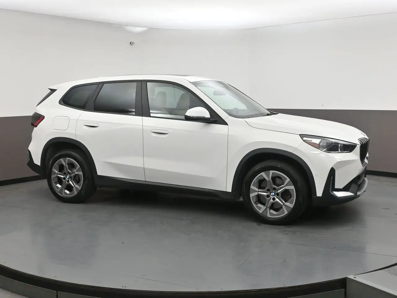 2023 BMW X1