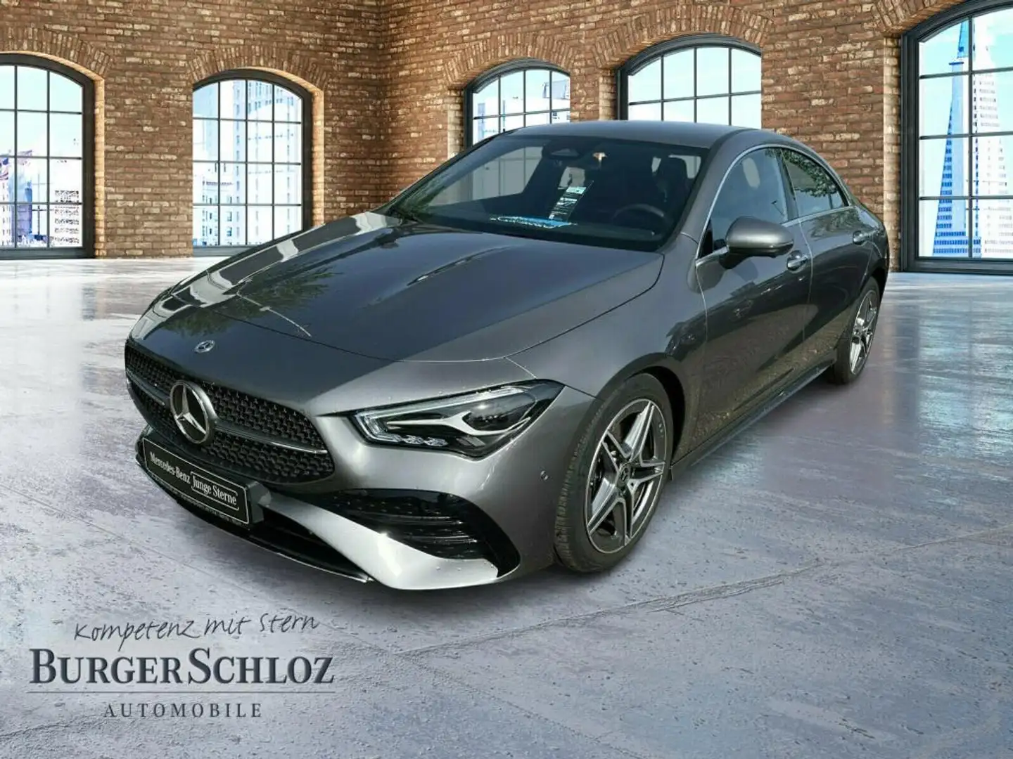 Mercedes-Benz CLA 200 AMG SpurW W-Paket S-Sitz KeyLess PDC LM Grijs - 1
