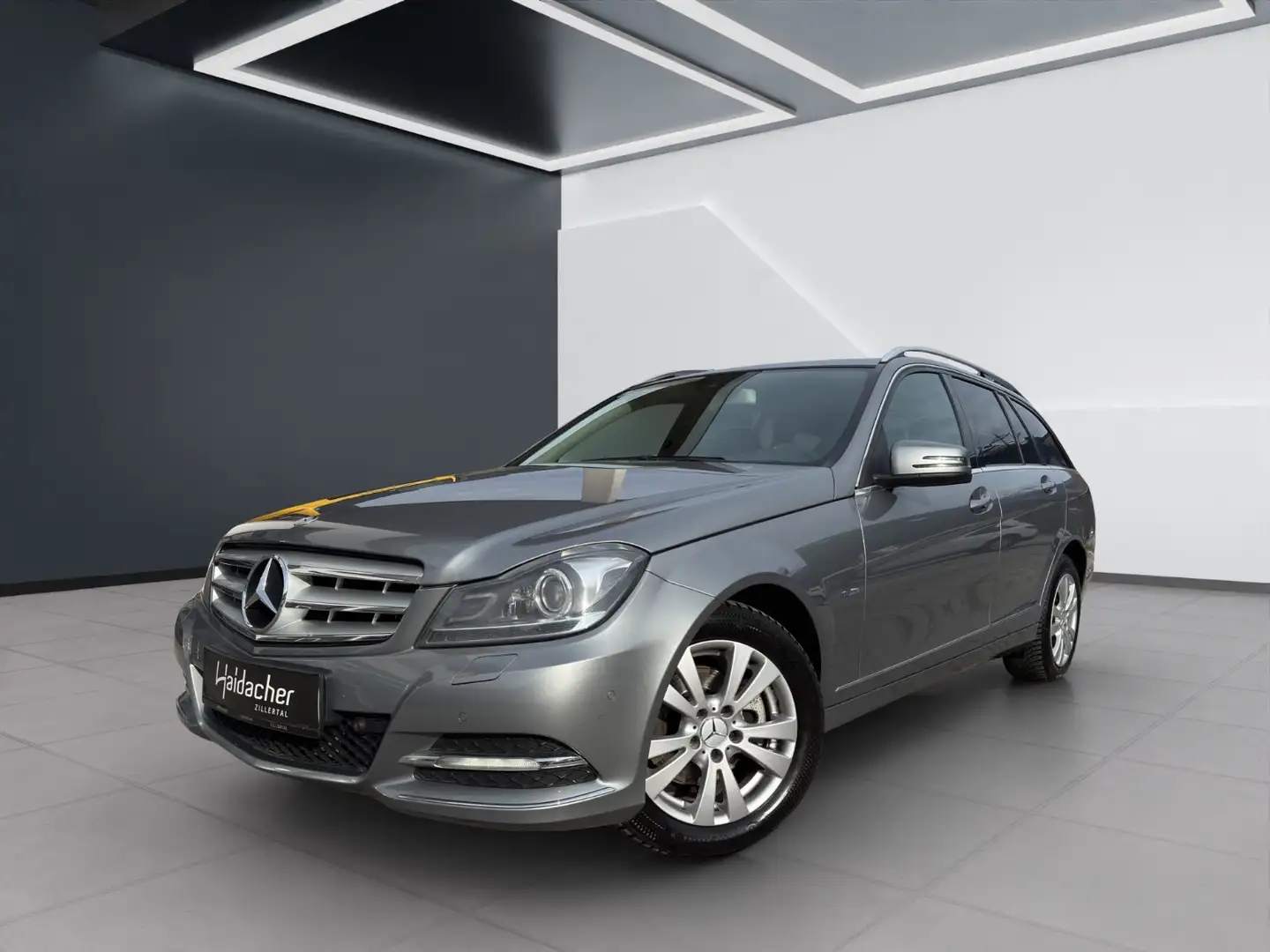 Mercedes-Benz C 250 CDI BlueEFFICIENCY 4MATIC T-Modell AVANTGARDE Grau - 2