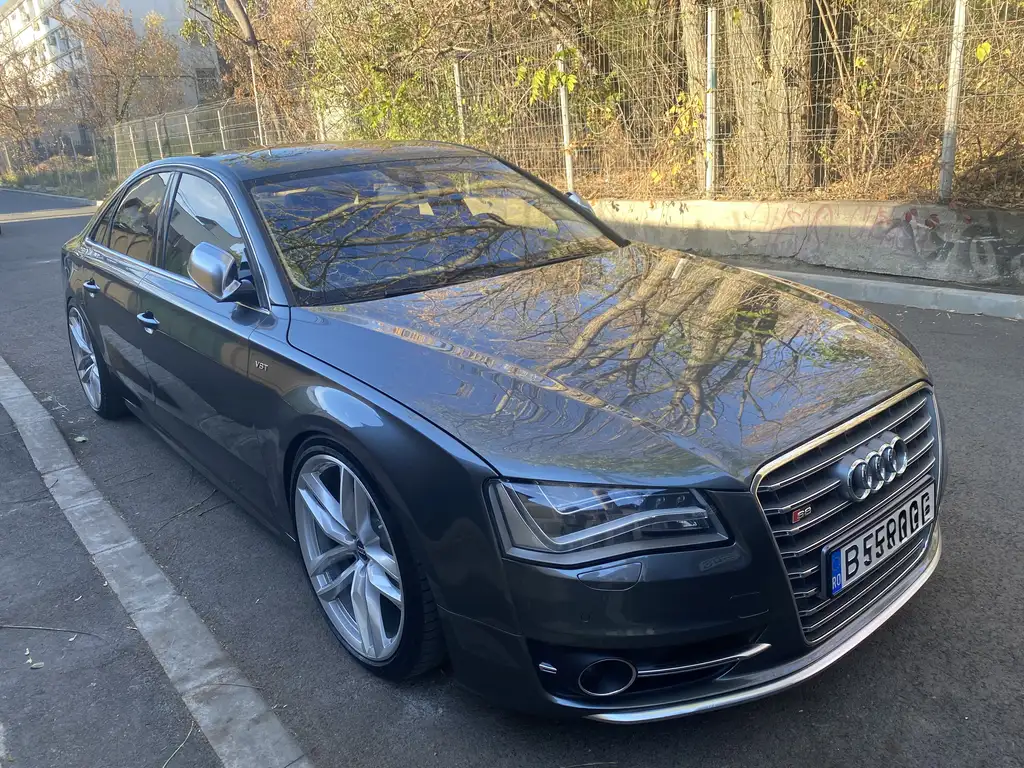 Audi S8 2013 из Европы — купить под ключ