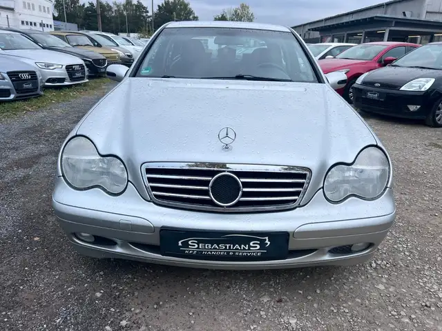 Mercedes-Benz C-Class view 2