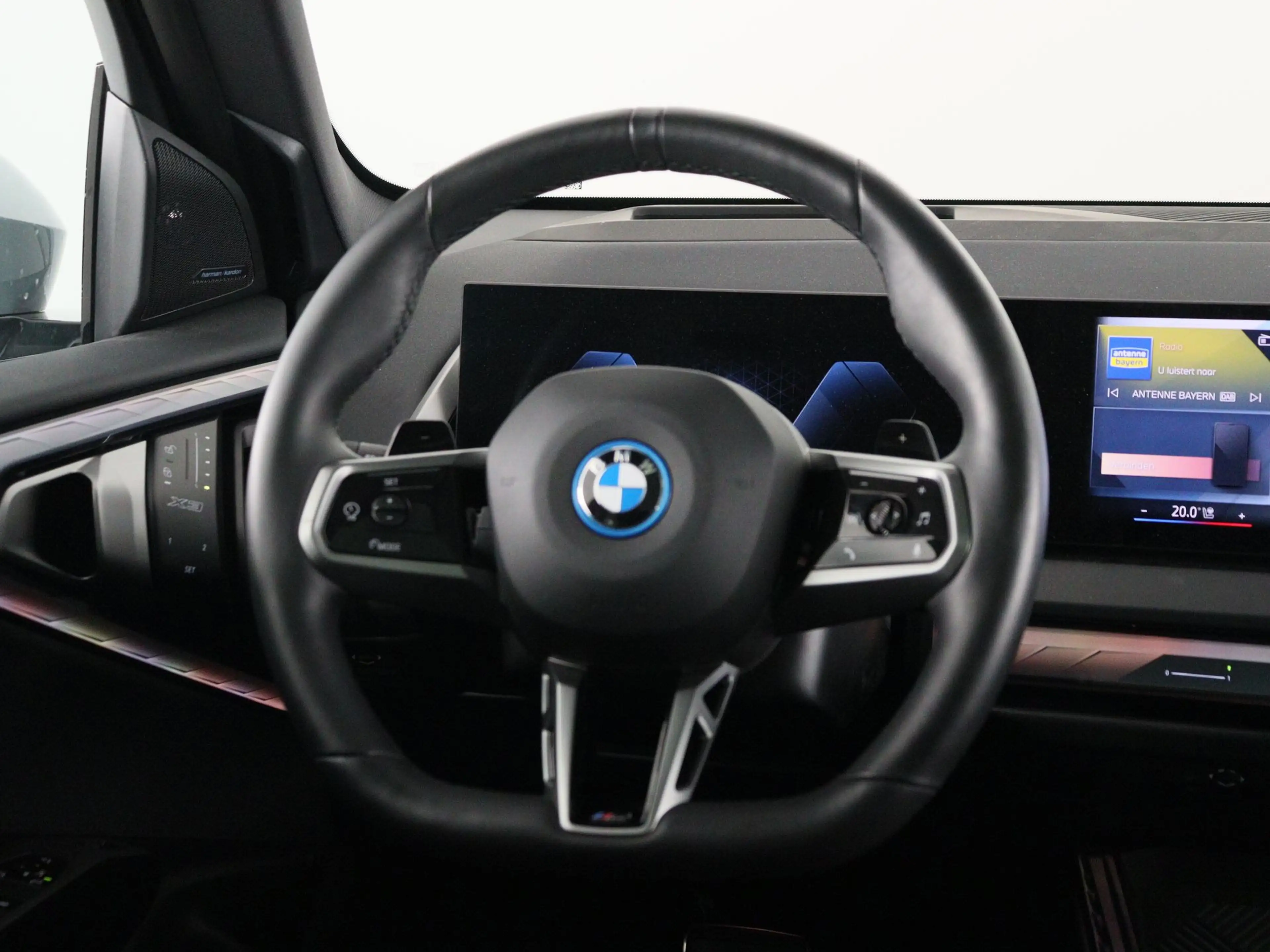 BMW X3 30e xDrive — photo 2