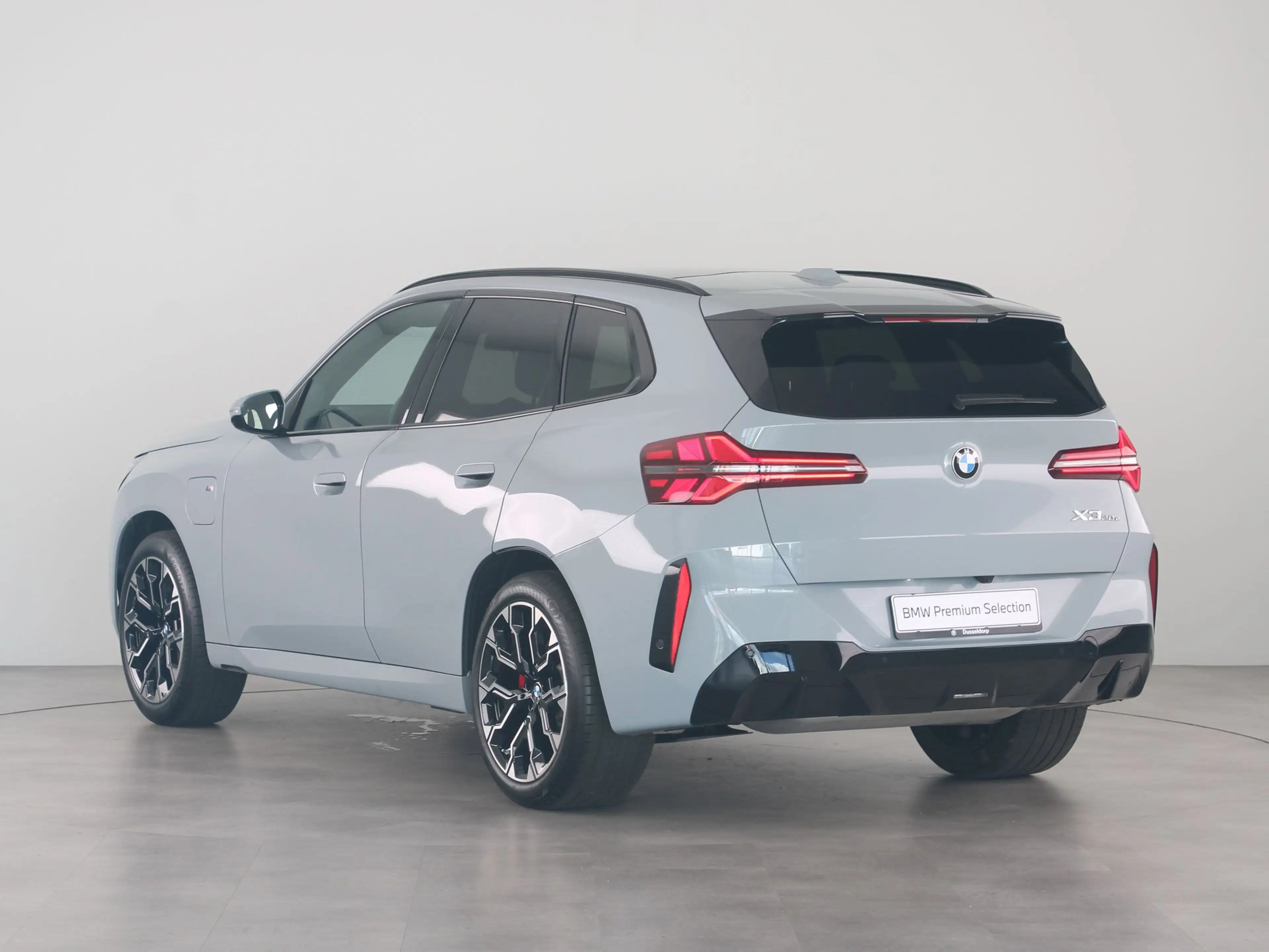 BMW X3 30e xDrive — photo 12