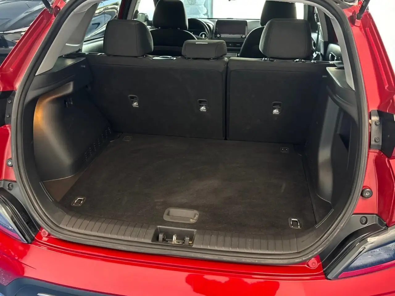 Hyundai KONA снимка Hyundai KONA