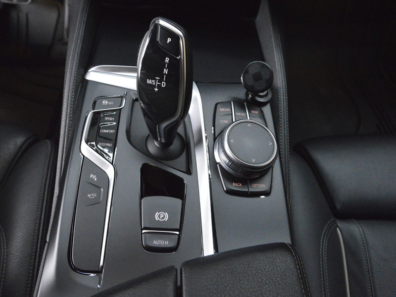 BMW 550 xD |B&W|360KAM|PANO|Massage|HUD — photo 11