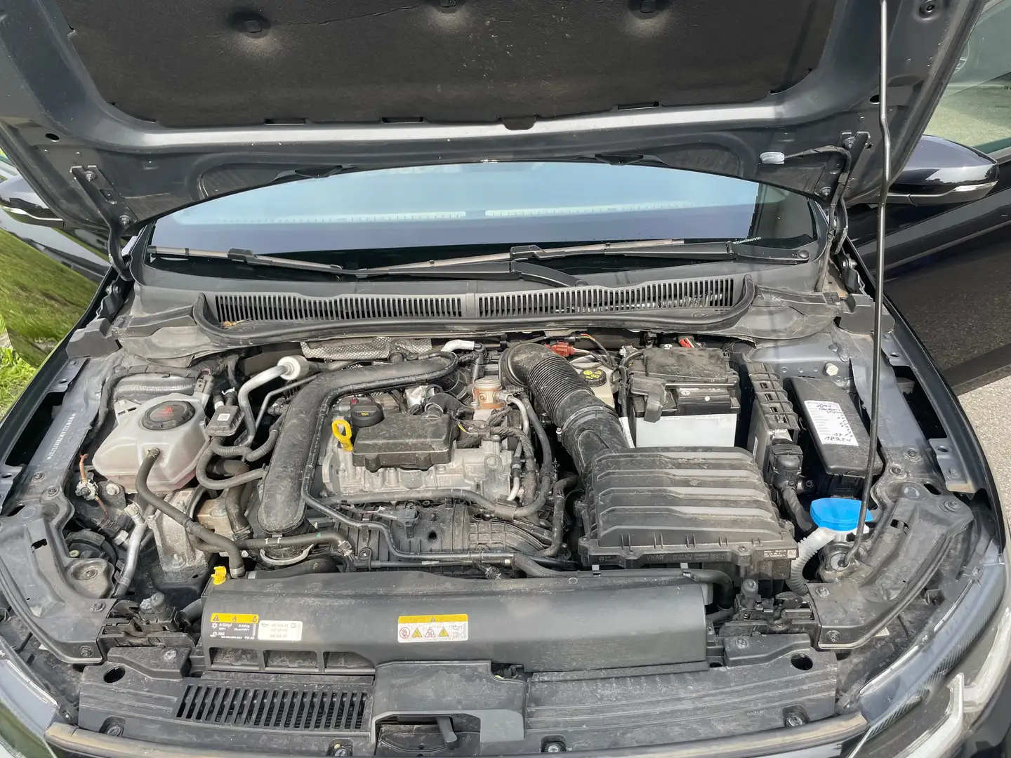 Volkswagen Polo Polo 1,0 TSI R-Line R-Line Schwarz - 2