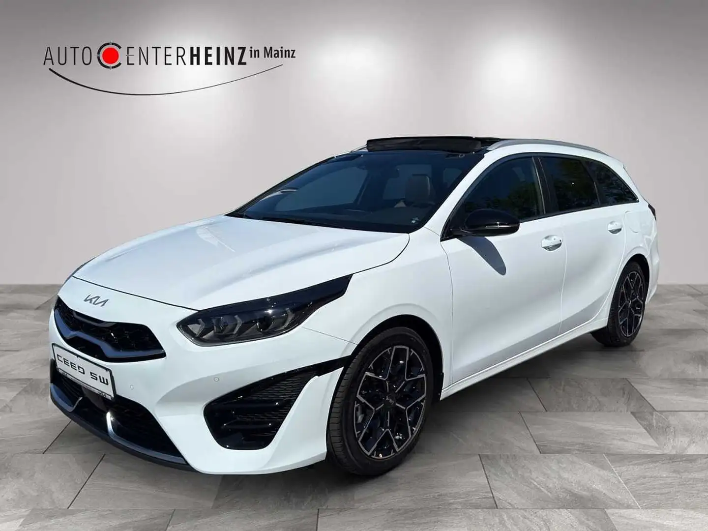 Kia Ceed SW / cee'd SW 1.5 T-GDI DCT7 OPF GT Line GT-Line Technologie+ Le Blanc - 1