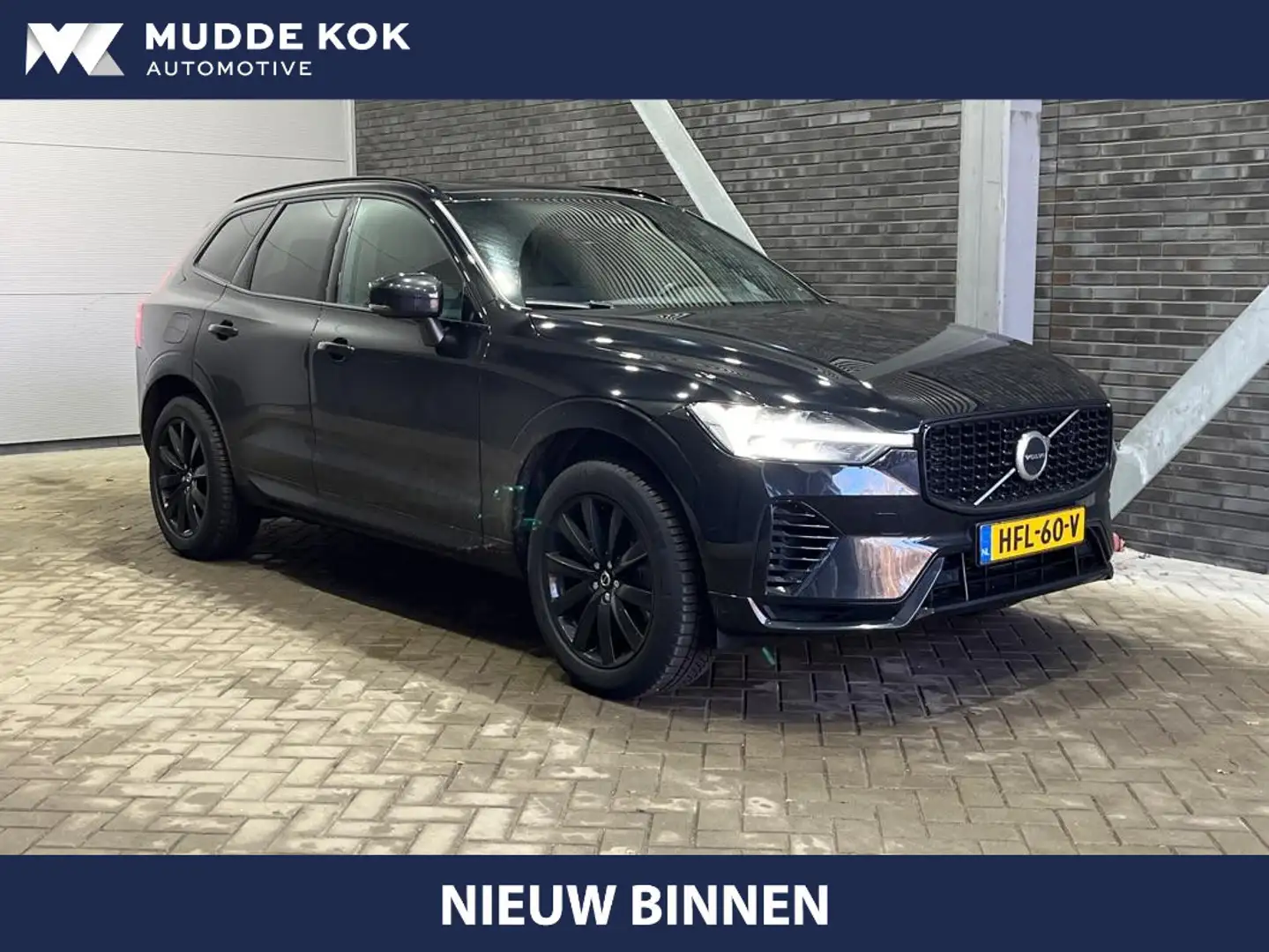 Volvo XC60 T6 Plug-in hybrid R-Design | Long Range | Panorama Schwarz - 1