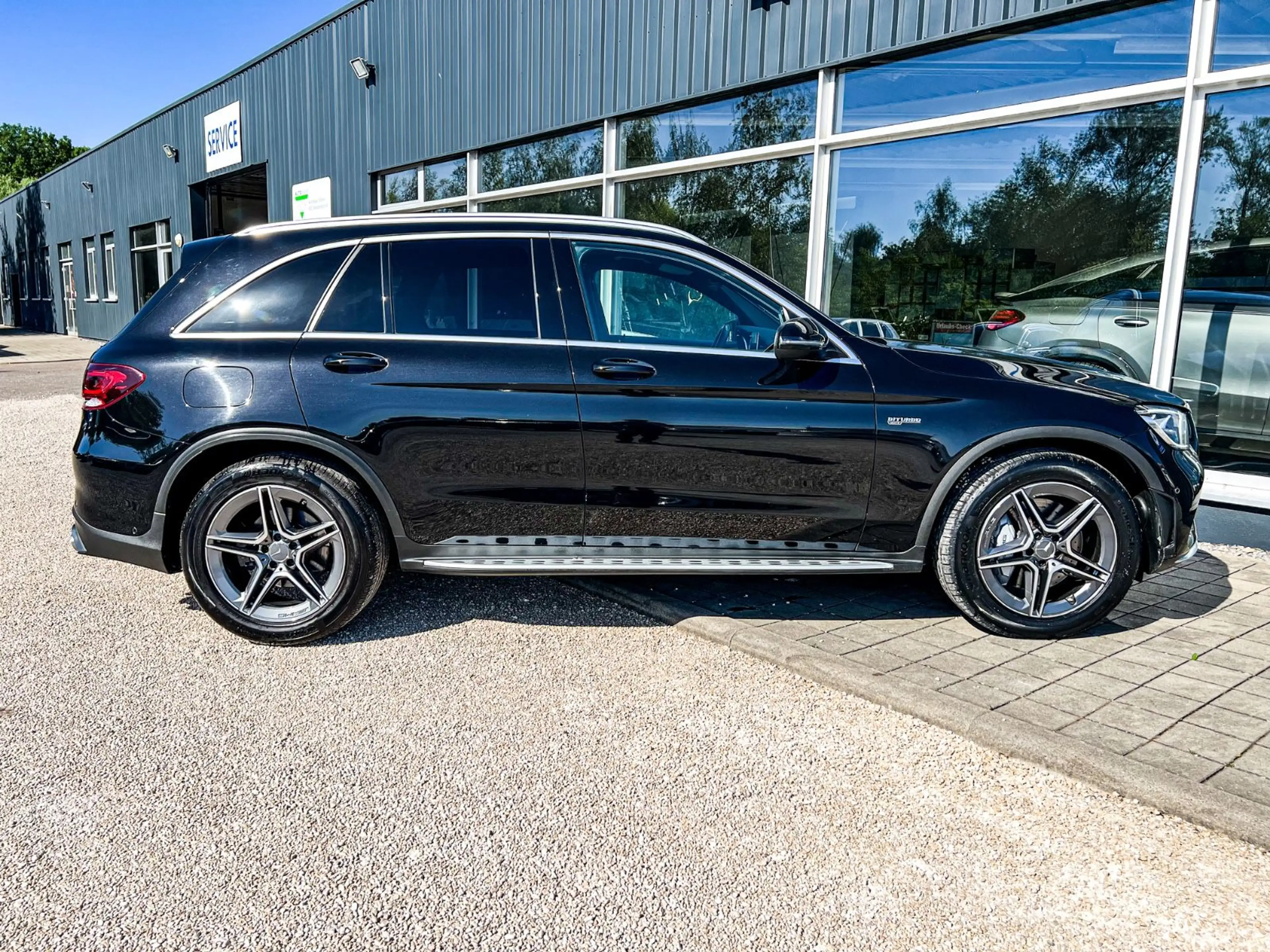 Mercedes-Benz GLC 43 AMG 4Matic+AHK+ — photo 11