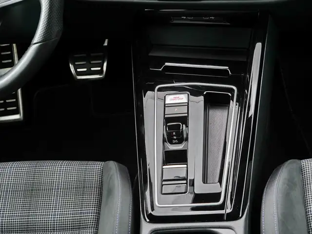 Volkswagen Golf view 7
