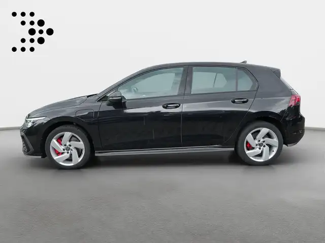 Volkswagen Golf view 3