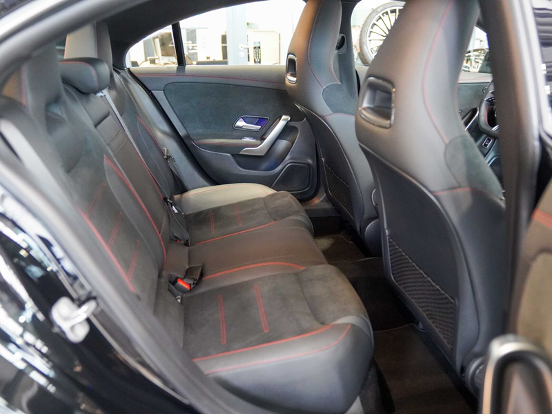 Mercedes-Benz CLA 200 CLA 200 d AMG Line Kamera Keyless Lenkradheizung — photo 9