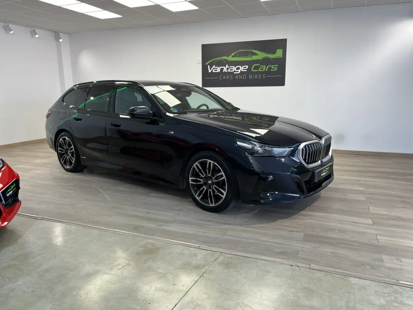 BMW 520 520dA Touring xDrive M Sport Azul - 1