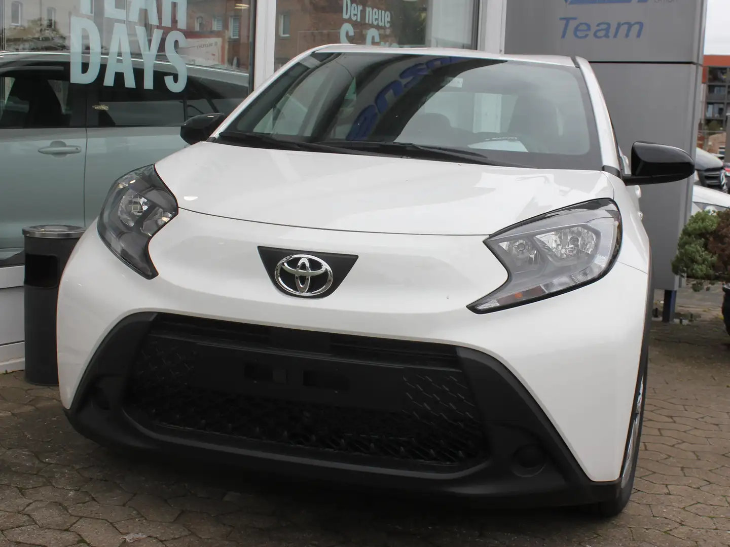 Toyota Aygo X Aygo X Business Edition Weiß - 2