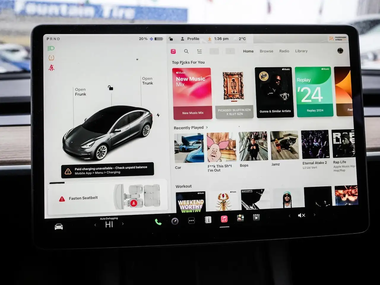 Tesla Model 3 снимка Tesla Model 3