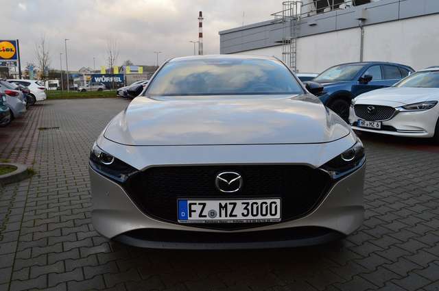 Mazda 3 2.5L e-SKYACTIV G 140ps 6MT FWD Homura