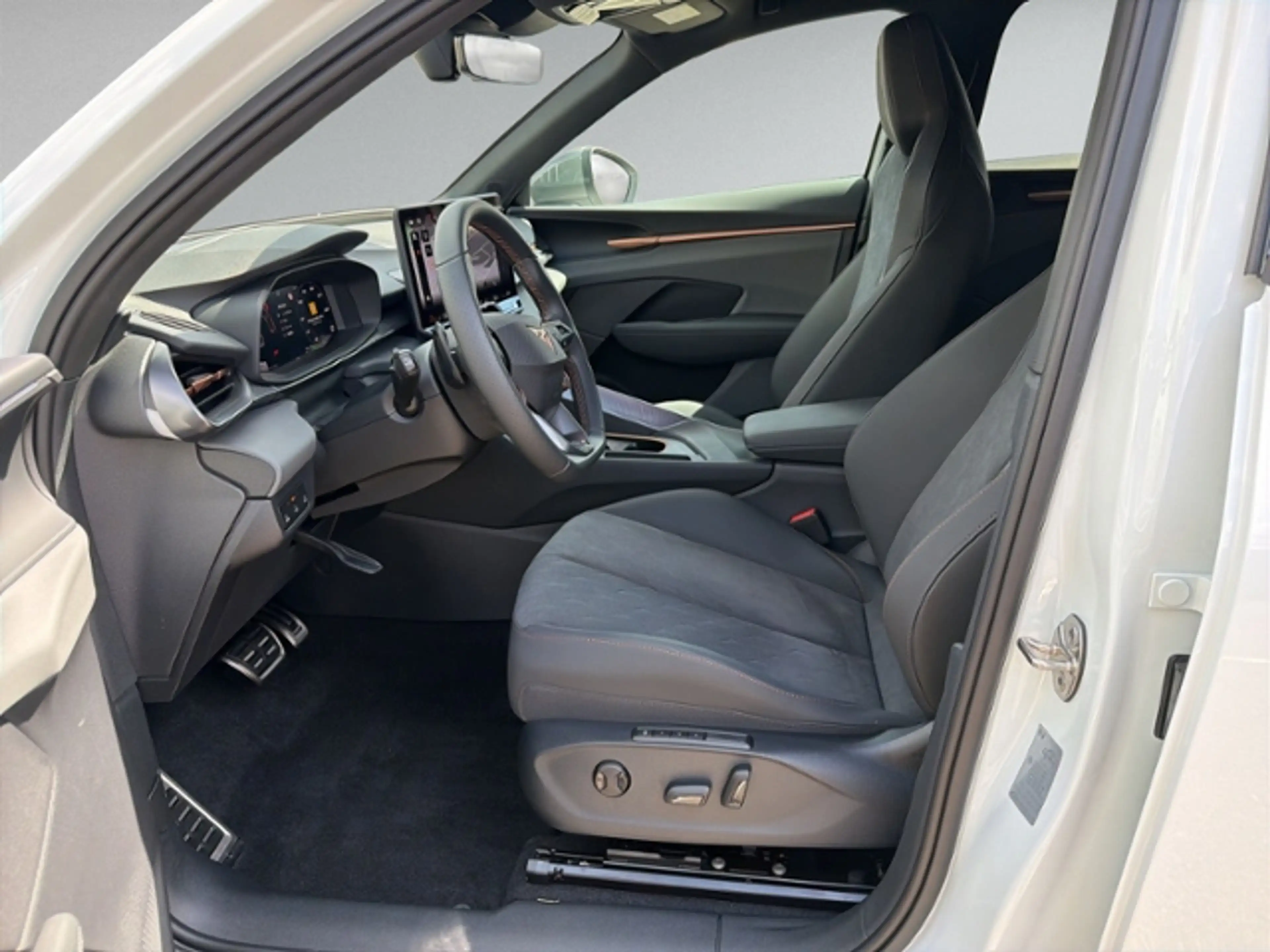 CUPRA Terramar 2.0 TSI 4Drive AHK+NAVI+RFK+eHECK+HEAD+ — photo 8