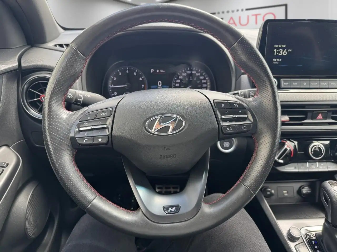 Hyundai KONA снимка Hyundai KONA
